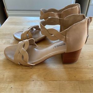 Via Spiga block, heel sandals. Size 8 medium. Excellent condition.